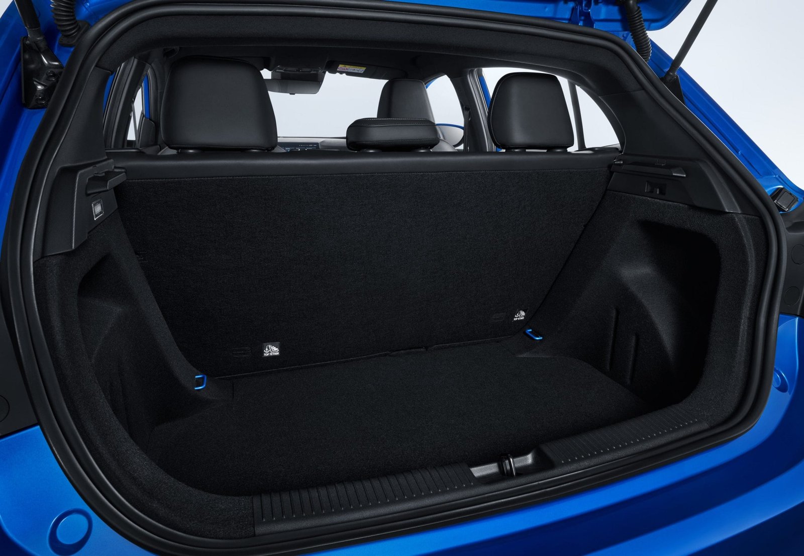 
								MG 3 1.5L HEV CVT full									