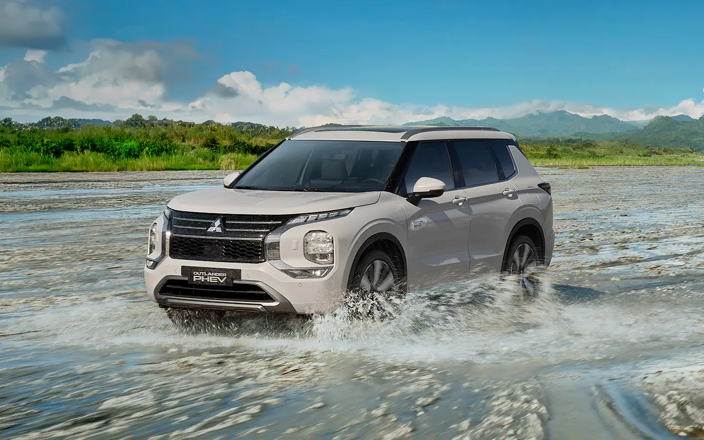 
								MITSUBISHI OUTLANDER PHEV full									