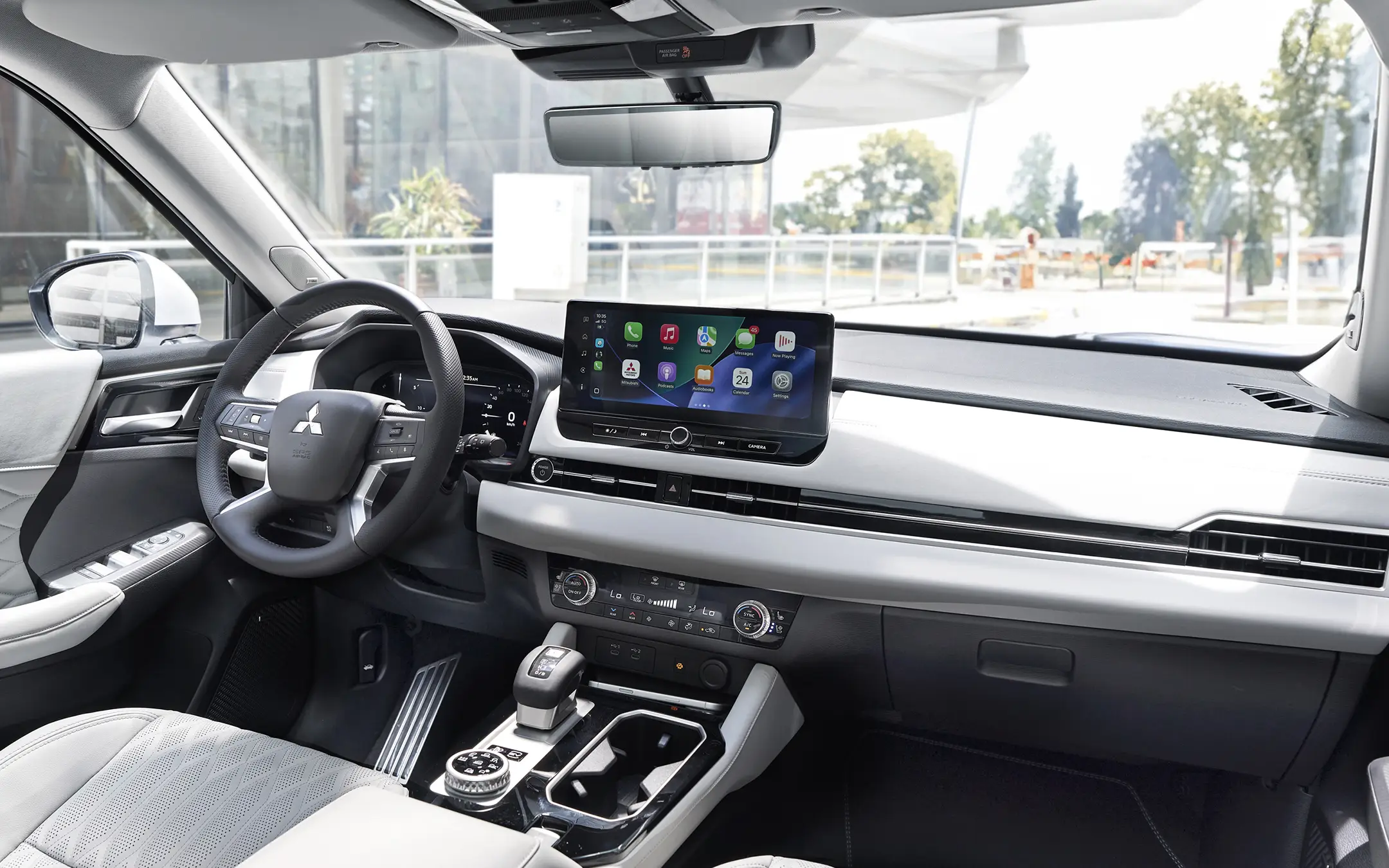 
								MITSUBISHI OUTLANDER PHEV full									