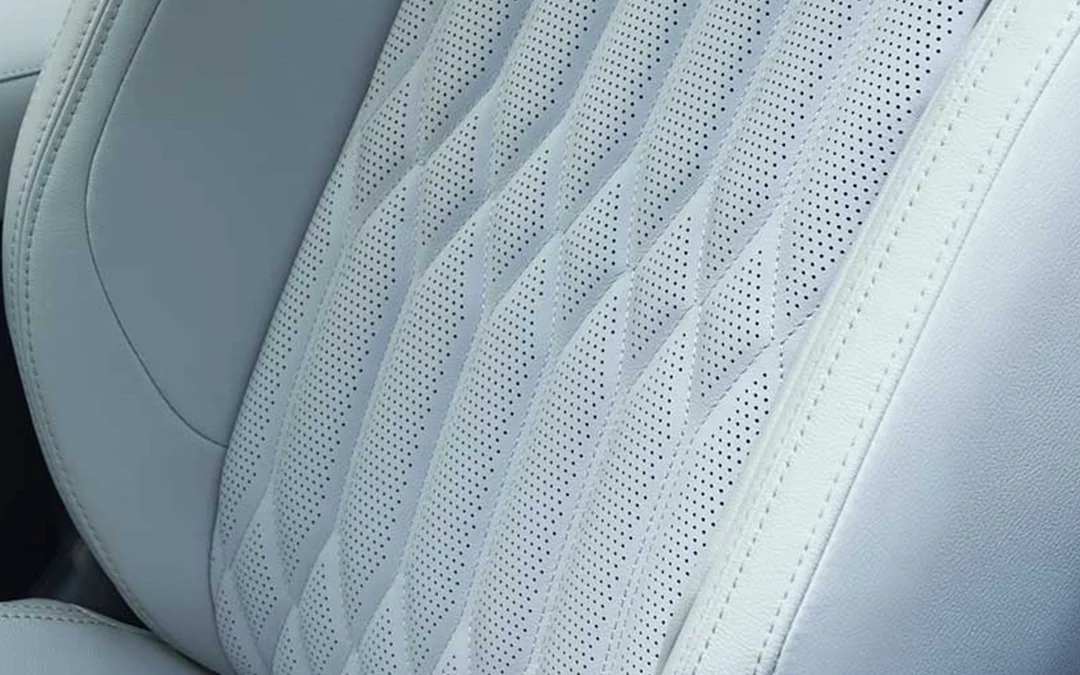 
								MITSUBISHI OUTLANDER PHEV full									