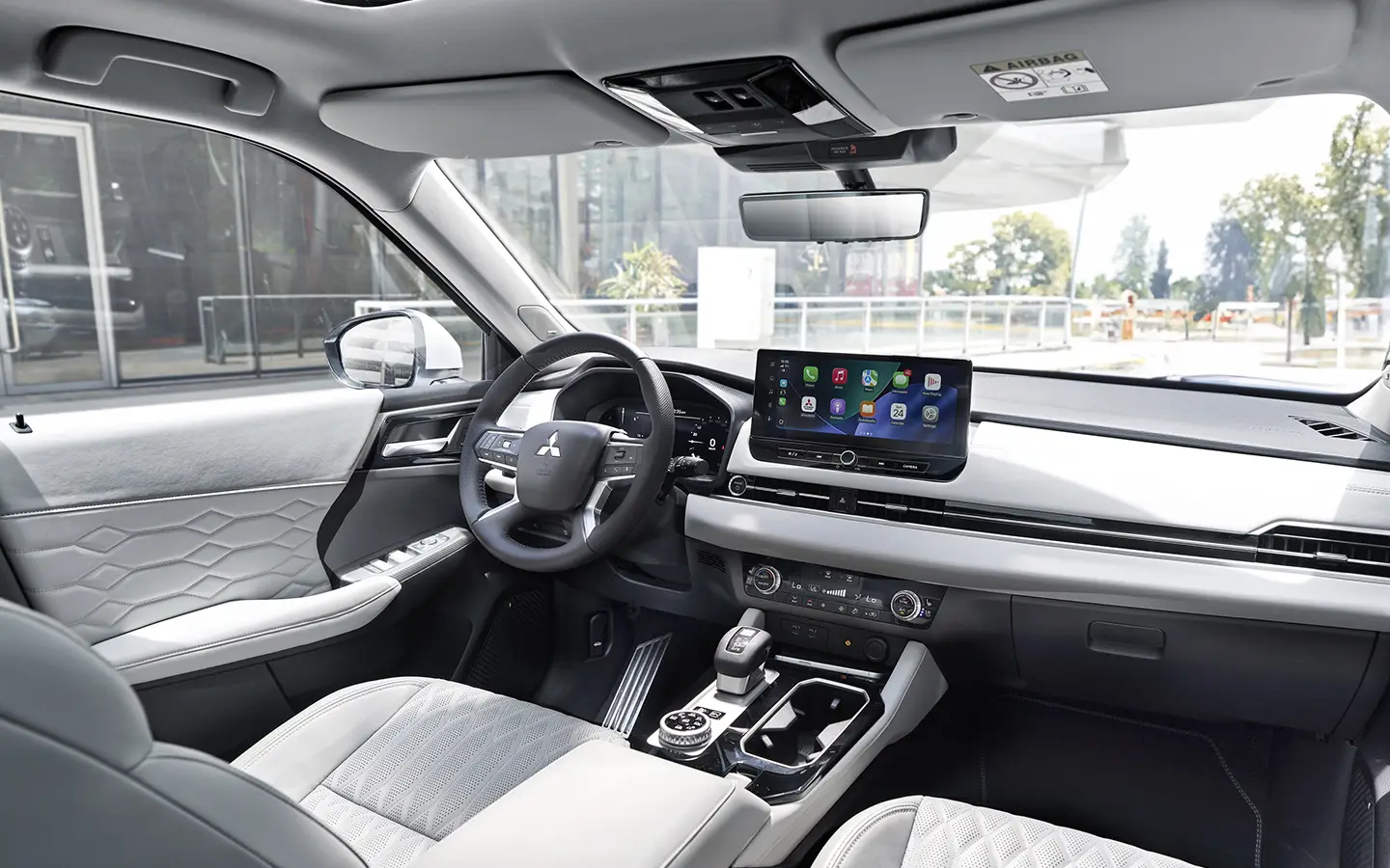 
								MITSUBISHI OUTLANDER PHEV full									