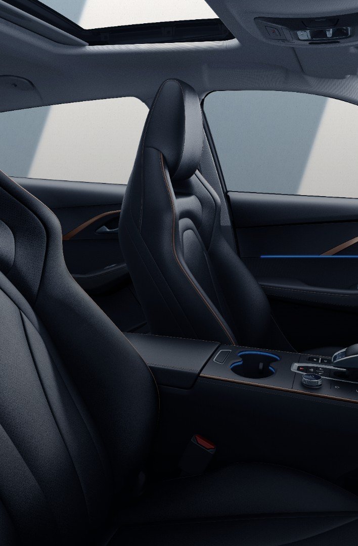 
								OMODA C5 COMFORT full									