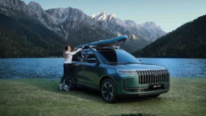 JAECOO J5 HEV LUXURY